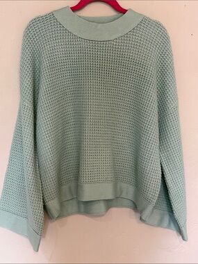 Pink Lily Sweater Sz Small (L1)